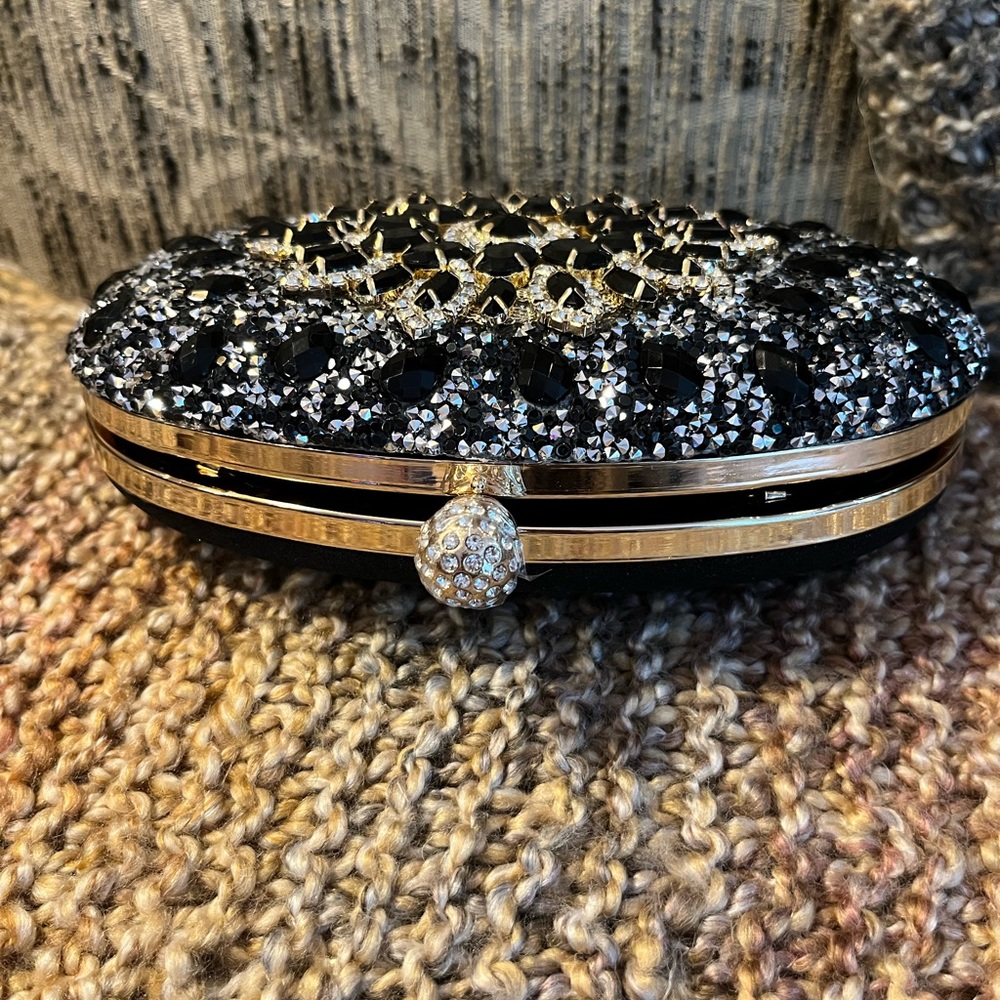 Black and Rhinestone Evening Bag - Picture 7 of 7